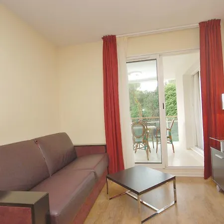 Apartment Ii